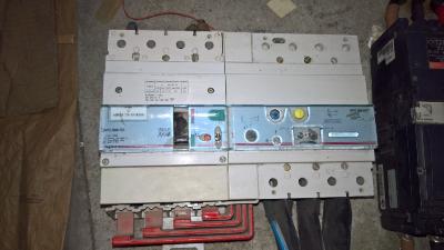 Disjoncteur de puissance DPX 250 ER - magnéto-thermique - 25 kA - 4P - 100a legrand